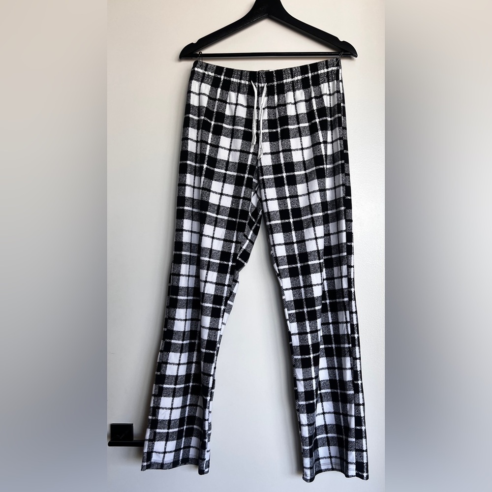 Calvin Klein Black and White Plaid Pajama Pants